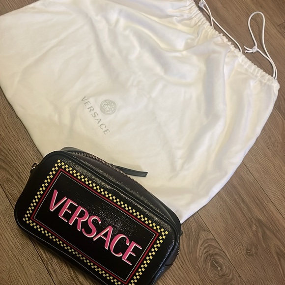 Versace Fanny pack - Picture 4 of 4